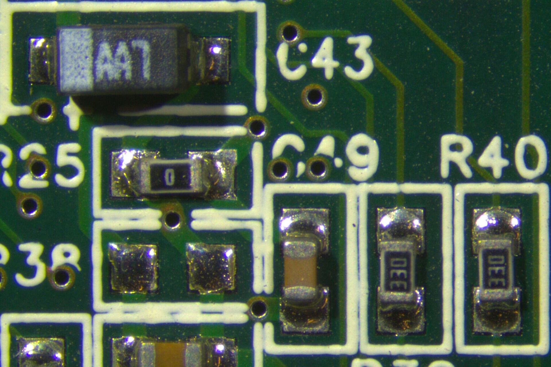 [Translate to chinese:] Printed Circuit Board (PCB) - Spotlight Illumination (SLI): Multiple sample characteristics